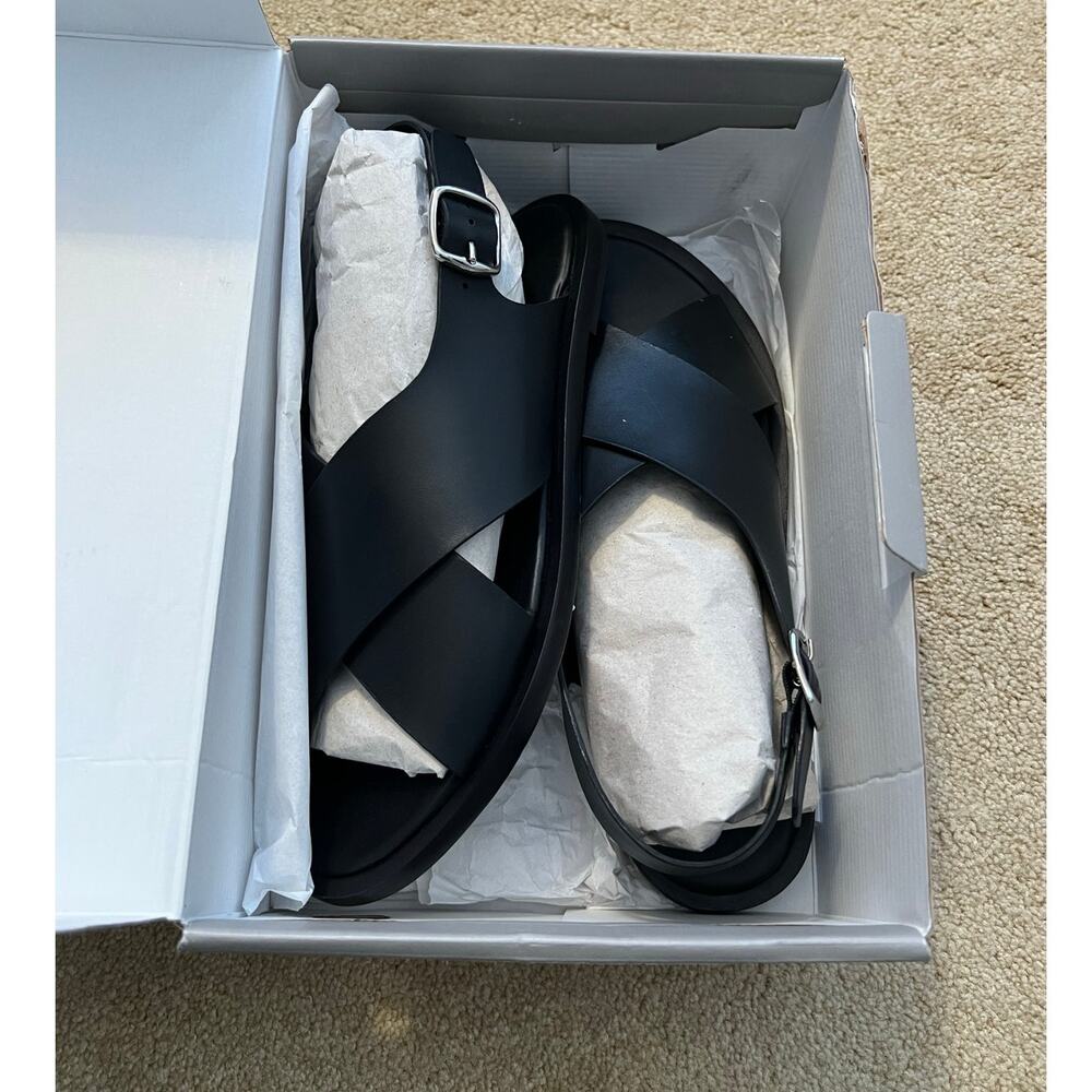 Everlane The City Crossover Sandal - Picture 2 of 8